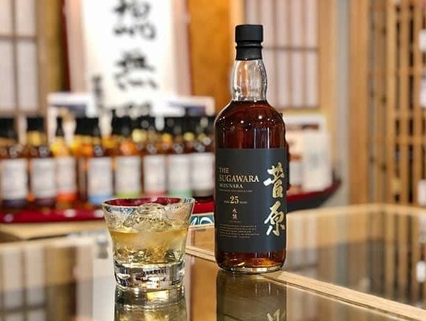 フランスと日本の品評会で「菅原水鏡 後熟 ミズナラ カスク