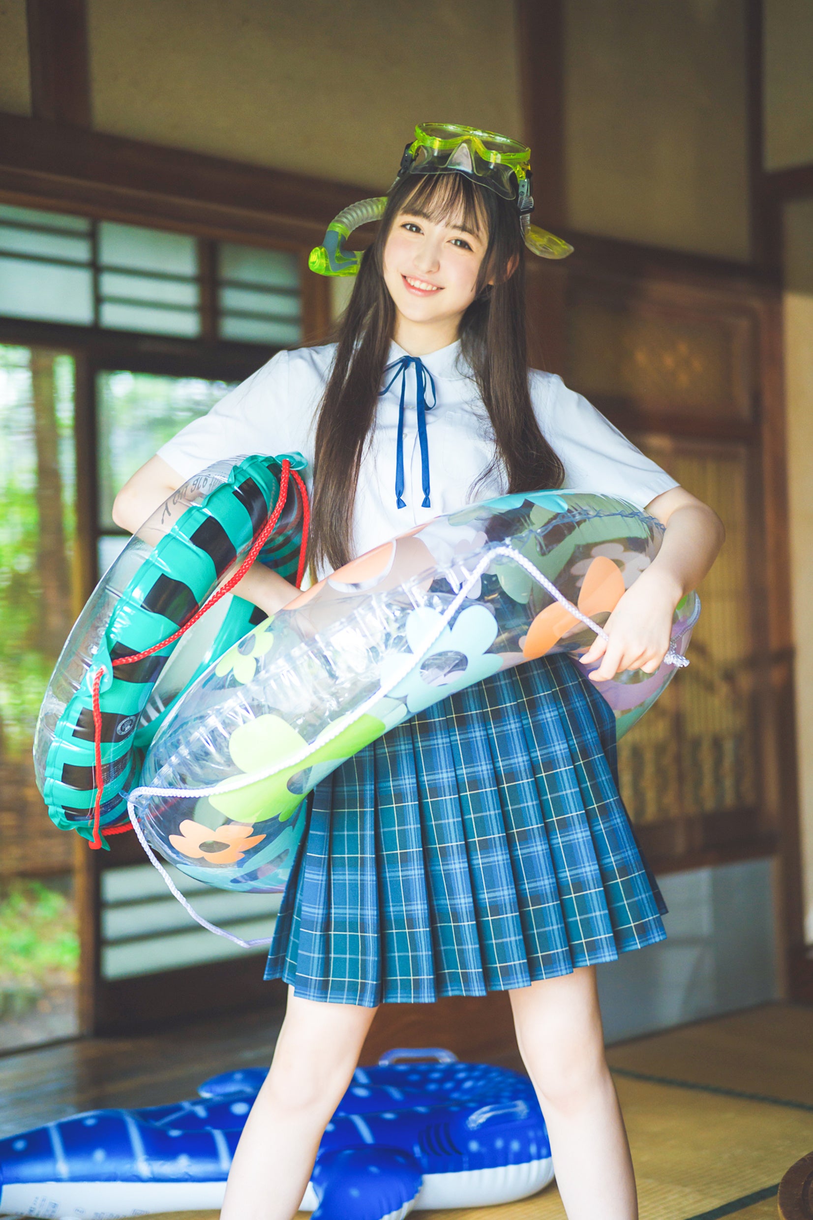 hiro 冨里奈央2024年9月生写真 直筆 hiro 冨里奈央2024年9月生写真