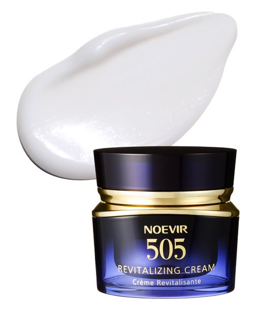 ノエビア】厳選された26種類の植物エキスと2つの有効成分配合。年齢肌