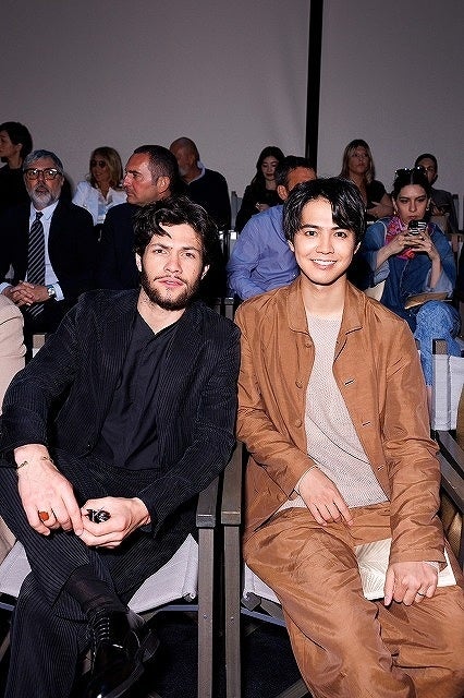 ミラノで開催されたジョルジオ アルマーニの2025年春夏メンズ