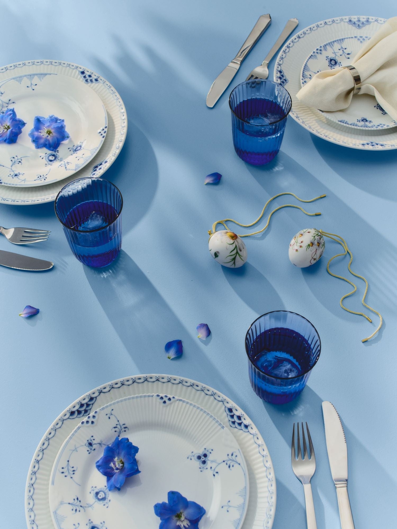 ロイヤル コペンハーゲン】2026年の早春を彩る | フィスカース