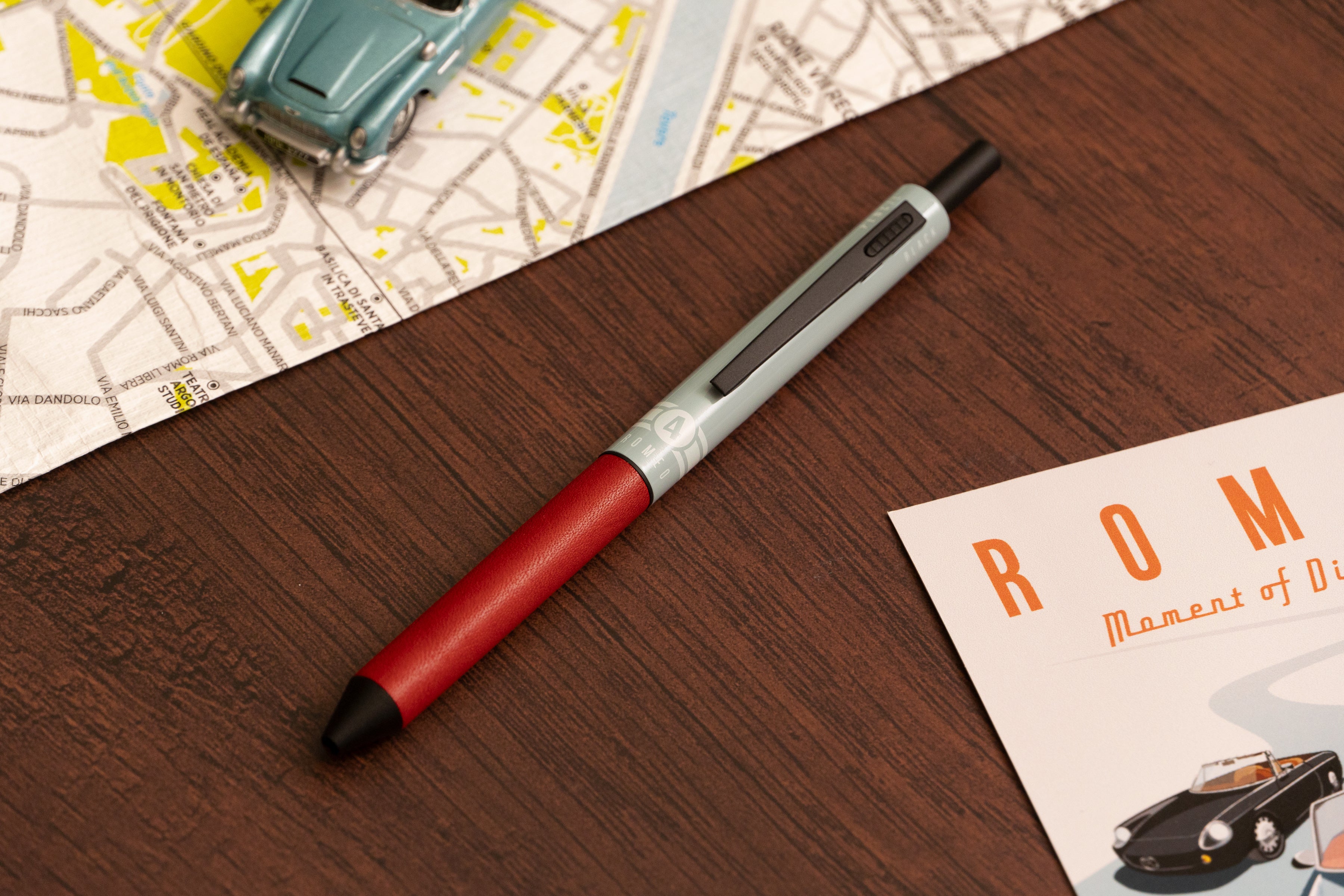 2025年限定 No.3ボールペンも登場！〈ROMEO〉新たな世界観が広がる3