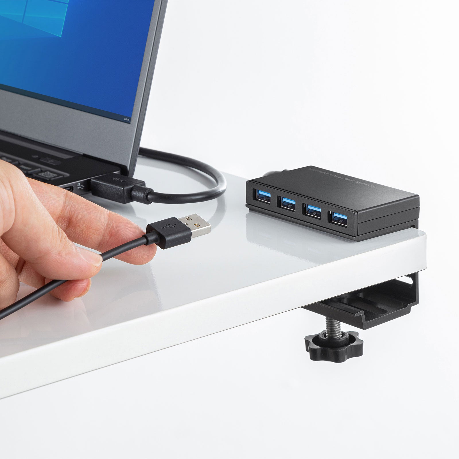 机に挟めるクランプ固定式のUSB3.2 Gen1 4ポートハブを発売