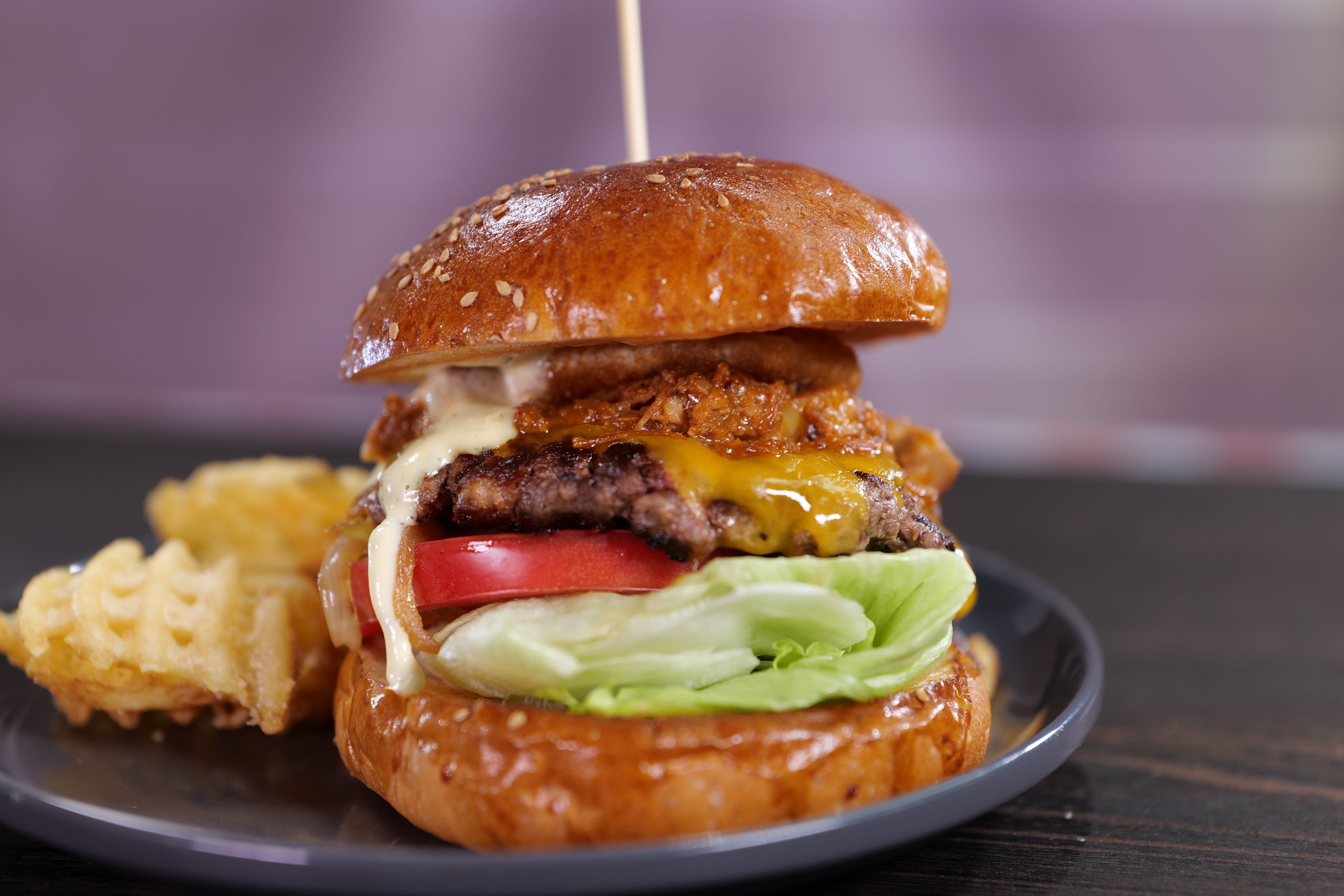 4日間で約2万3千人が来場した日本一のハンバーガーを決める大会