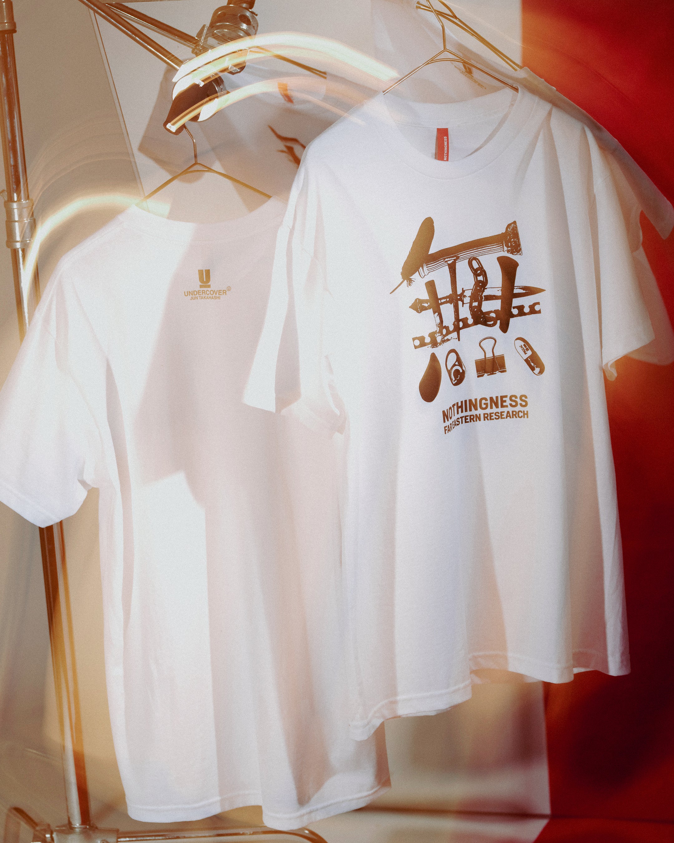 UNDERCOVERとのコラボTシャツコレクションを発表、東京発のグローバル