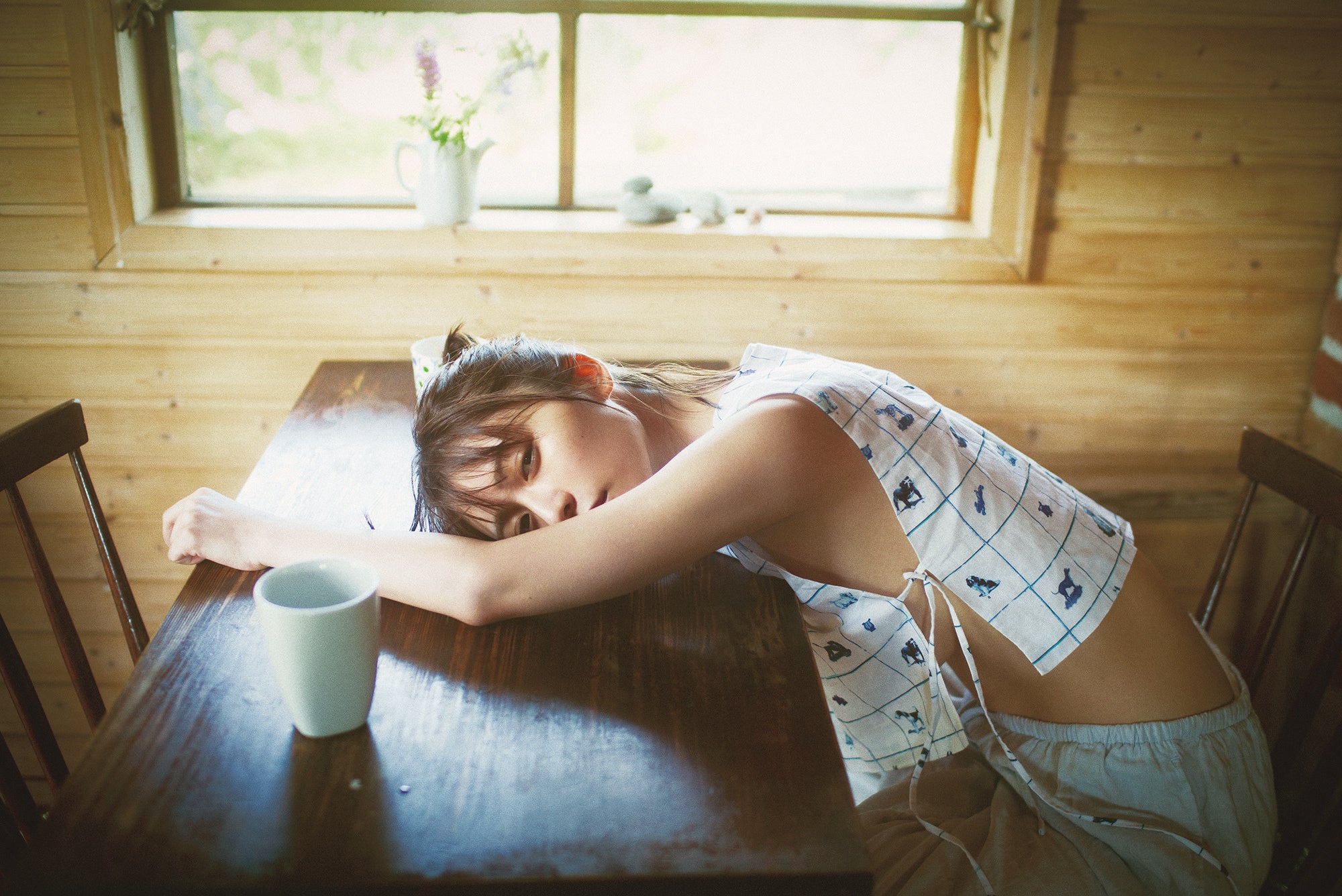 8年ぶり！ 長濱ねる、待望のセカンド写真集が発売決定！ | 株式会社