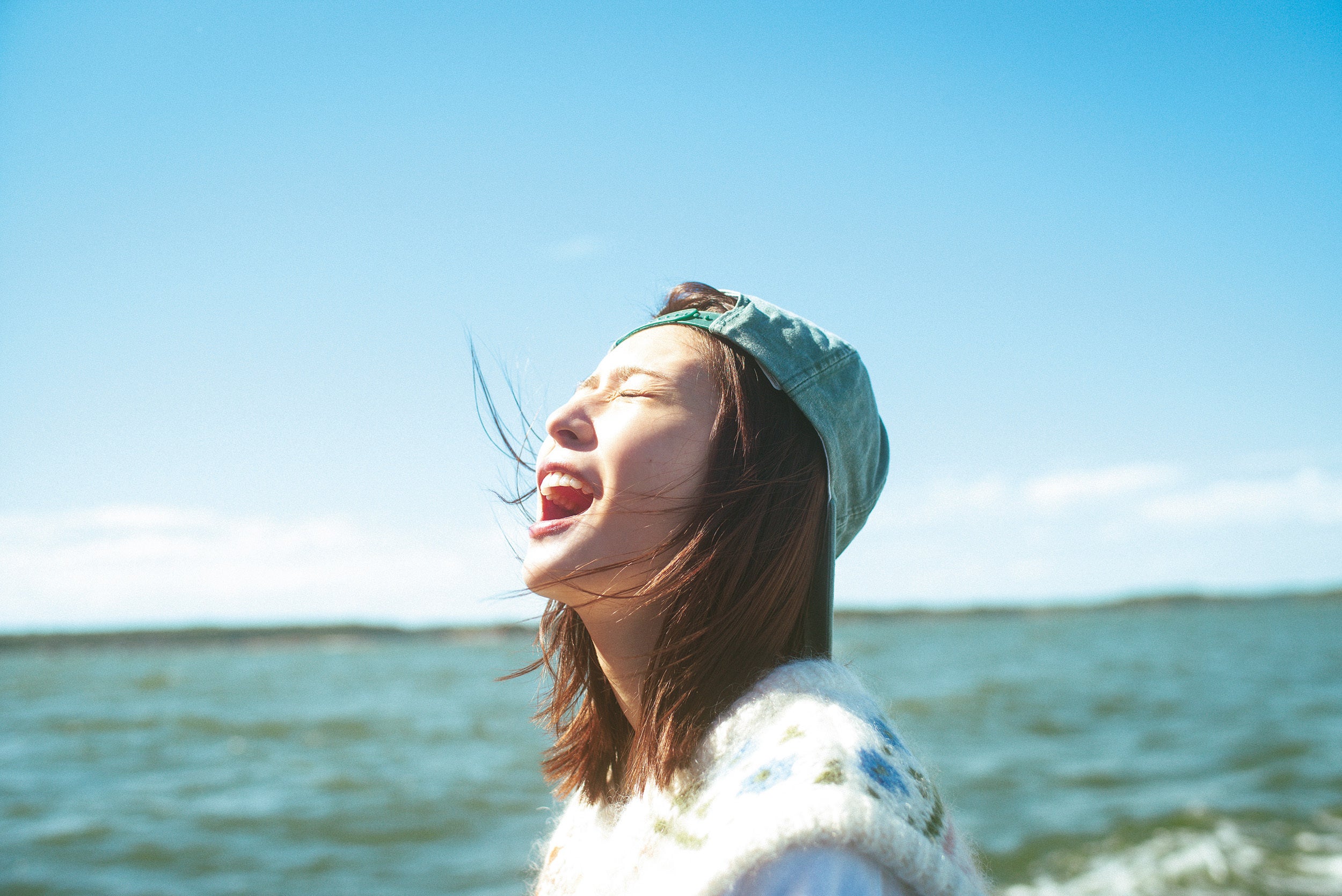 8年ぶり！ 長濱ねる、待望のセカンド写真集が発売決定！ | 株式会社