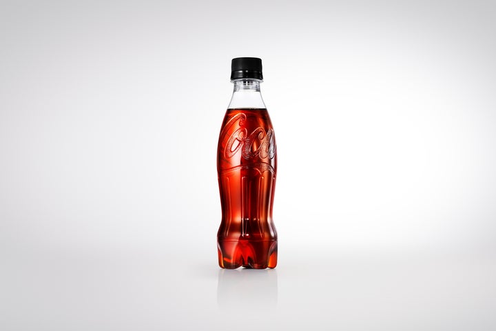 コカ・コーラ」「コカ・コーラ ゼロシュガー」 100％リサイクルPETを