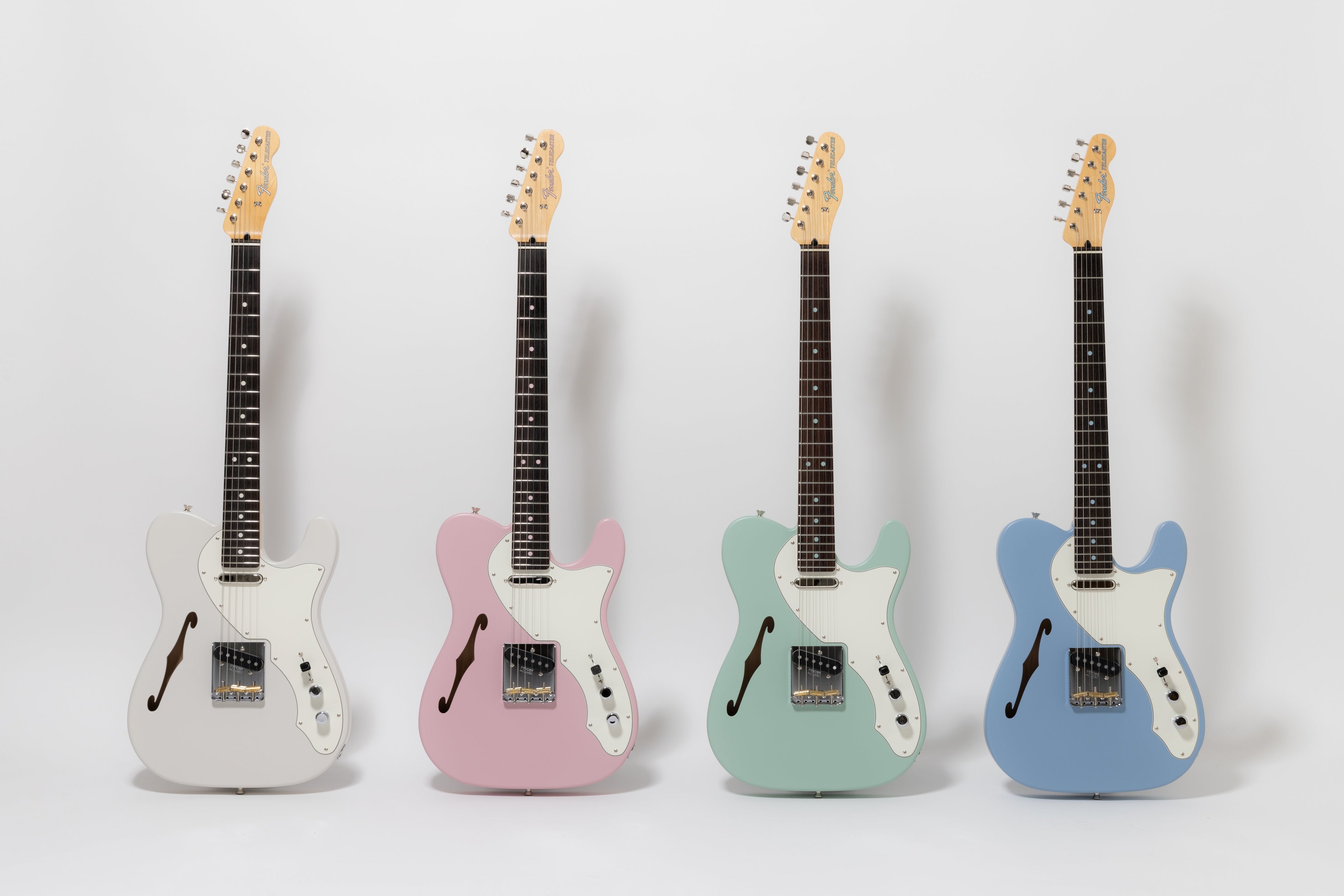 Fender telecasterなのか⁉︎ 謎の妙に格好が良いミステリアスギター