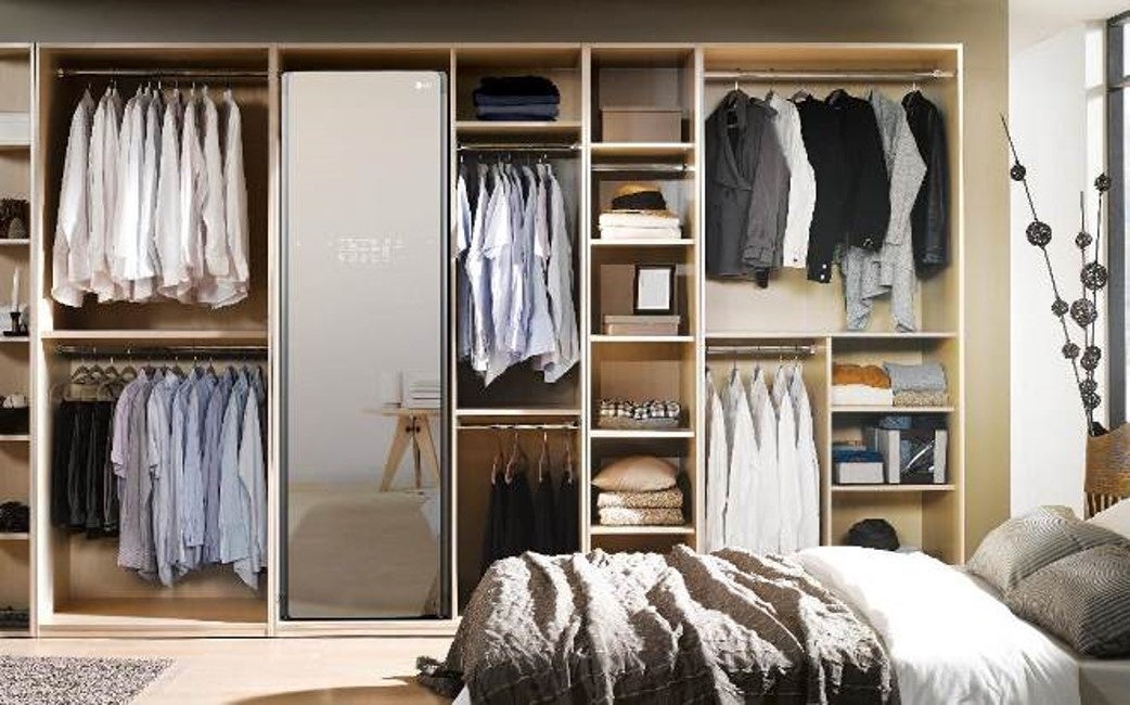 日本発売5周年！スチームウォッシュ＆ドライ「LG Styler」～ハンガー