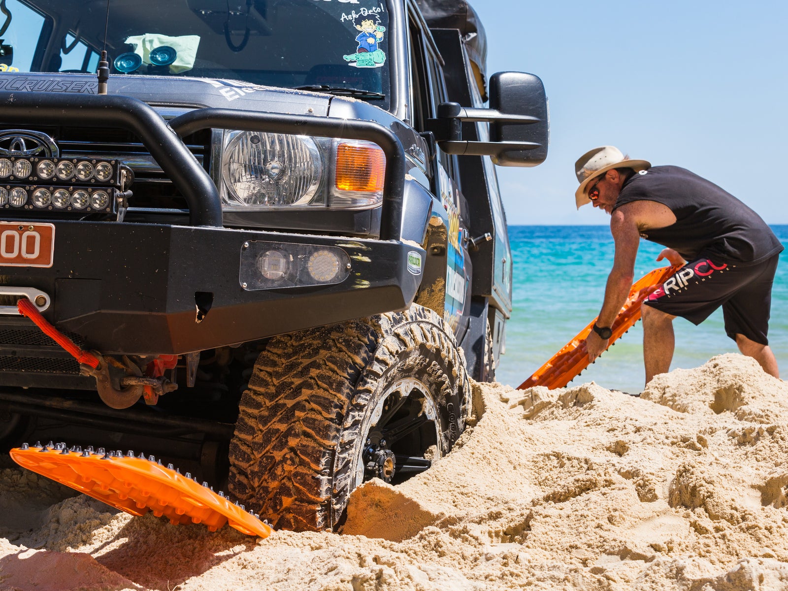 世界の4WD業界が注目！【MAXTRAXリカバリーボード】の販売を発表