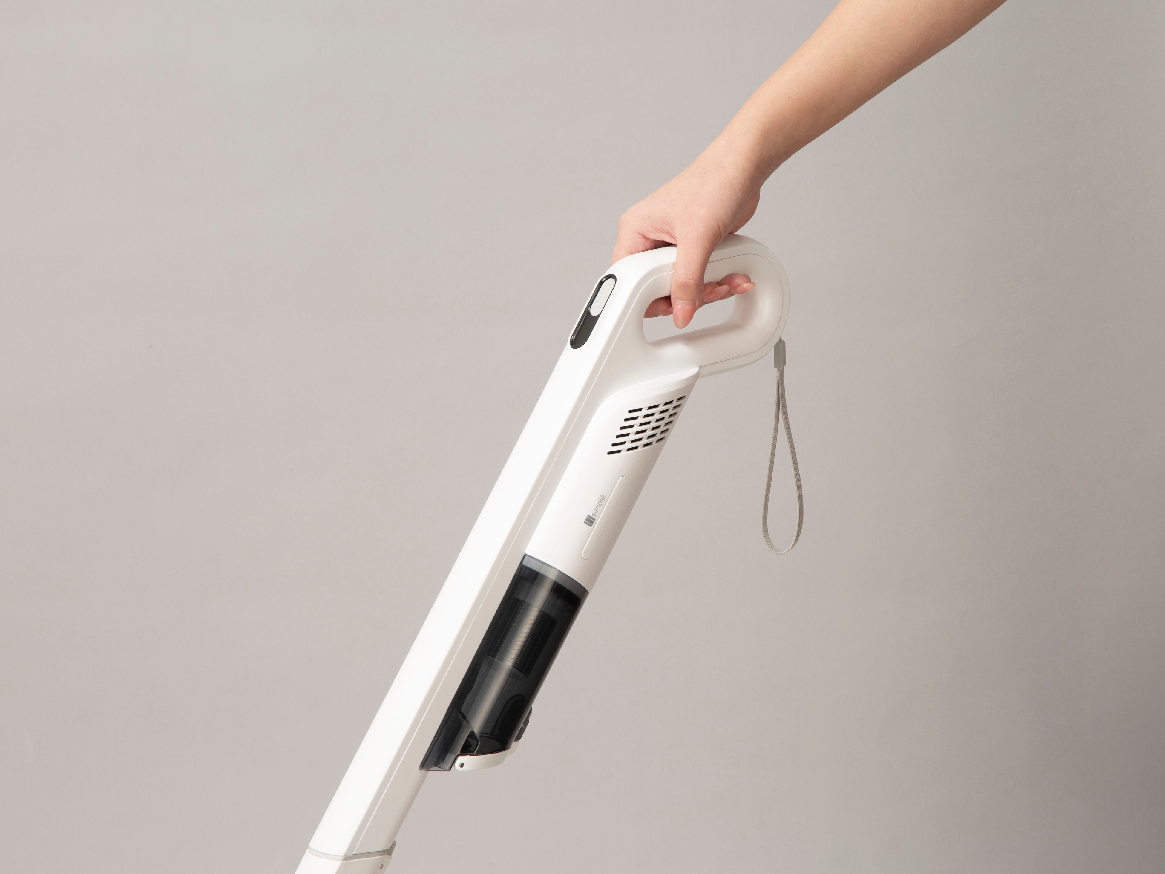 フローリングにぴったり！軽量1.1kgのワイドノズル型コードレス