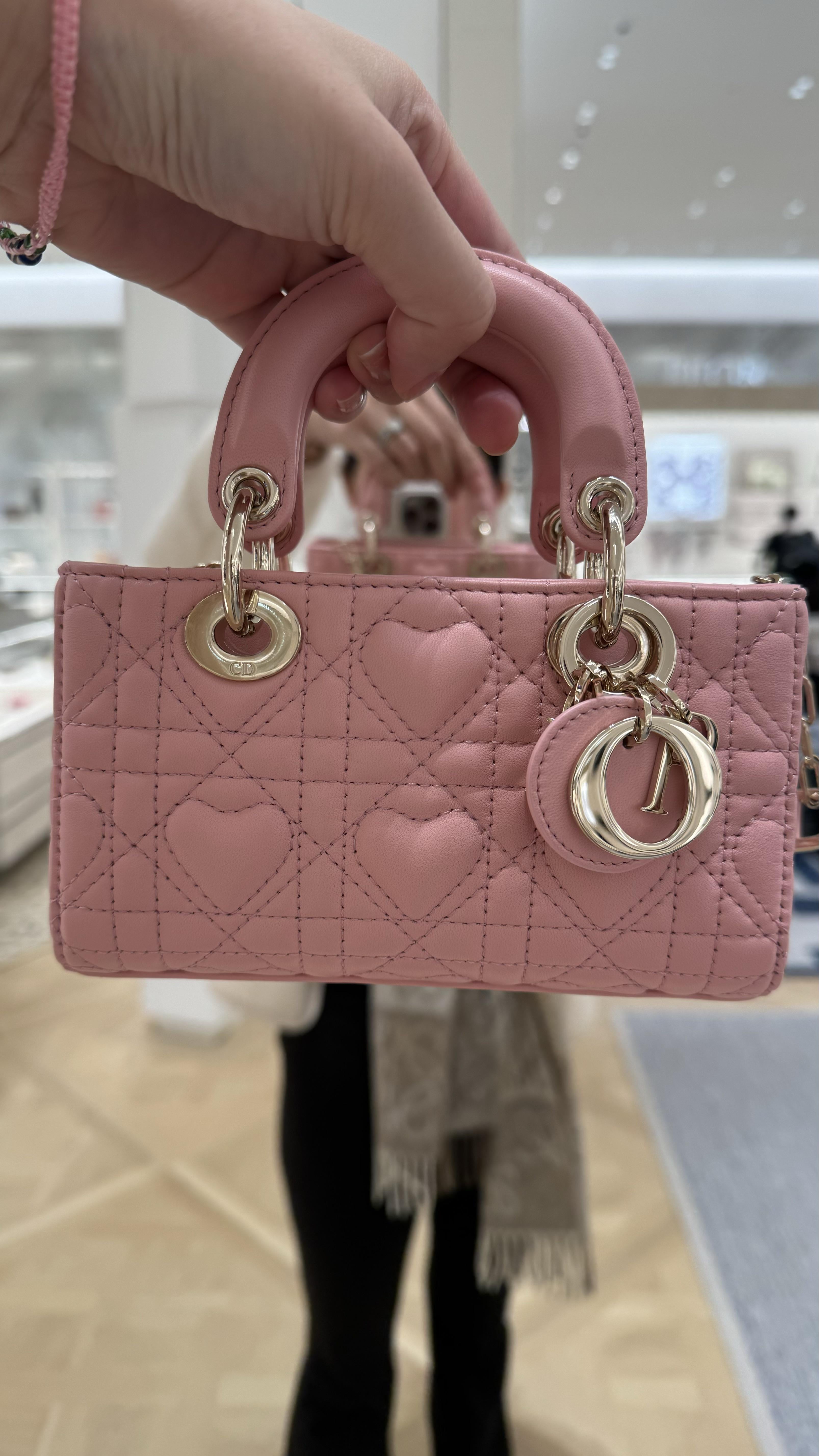 マイクロ レディ ディオール D ジョイ : r/dior