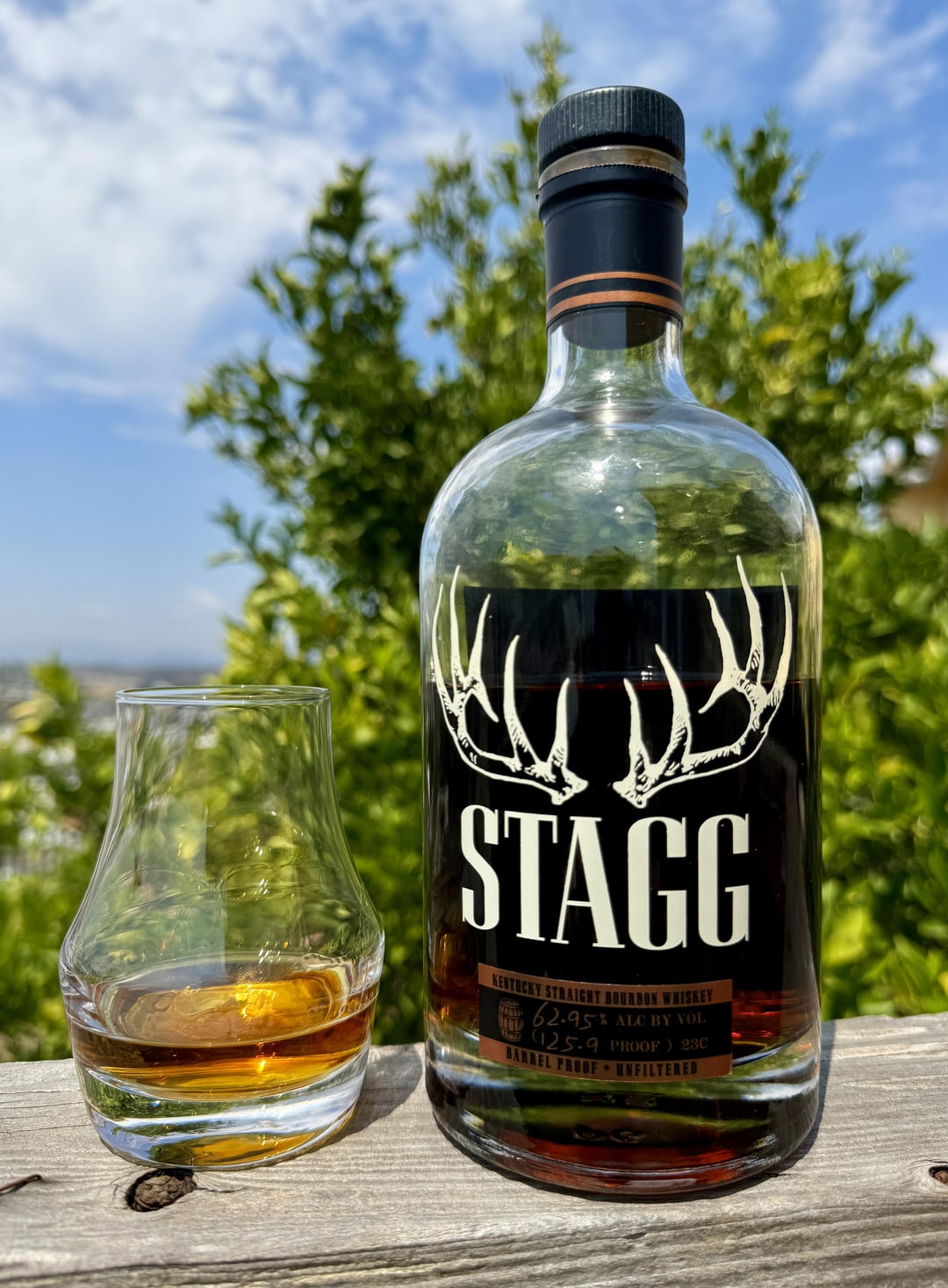 レビュー #23 Stagg Batch 23c 125.9 Proof バーボンウイスキー : r