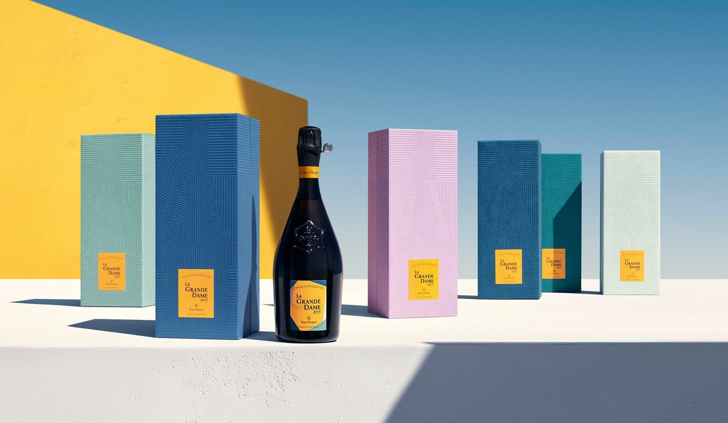 ヴーヴ・クリコ】最高峰シャンパーニュ「ラ・グランダム 2015」が色