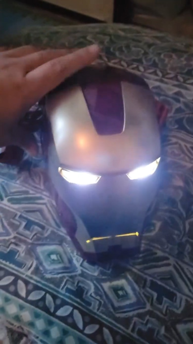 ディズニーランドの「アイアンマン」ポップコーンバケットがかっこいい