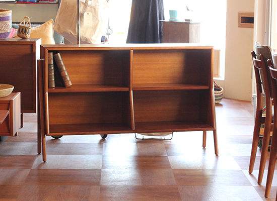 ACME FURNITURE（アクメファニチャー）カルビシェルフ