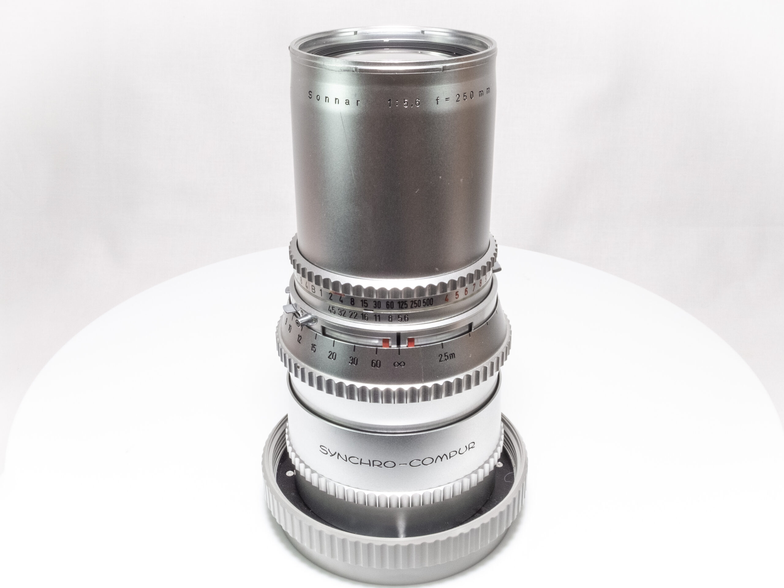 Hasselblad Zeiss Sonnar-CF 250mm f5.6 T* Telephoto Lens. Hood