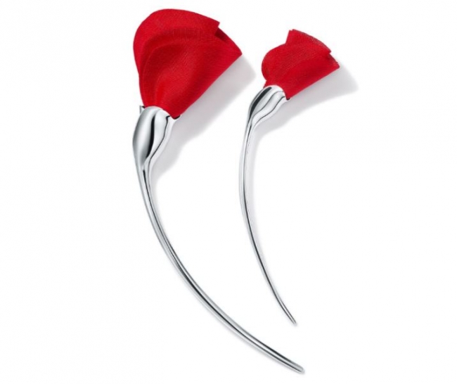 エルサ・ペレッティ™「アマポーラ ブローチ」新作のスモールサイズが