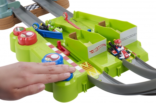 大人気「マリオカート」の世界観をHot Wheelsで完全再現！『マリオ