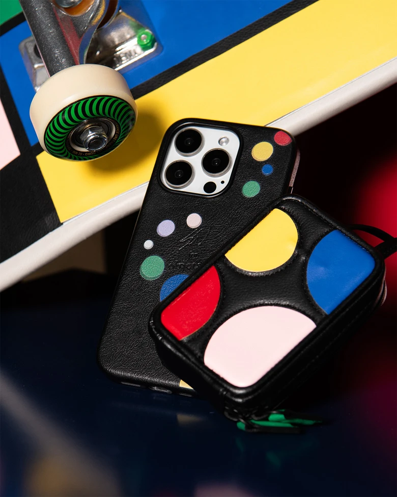 レザープロダクトブランドのobjcts.ioがデザイナーのショーン