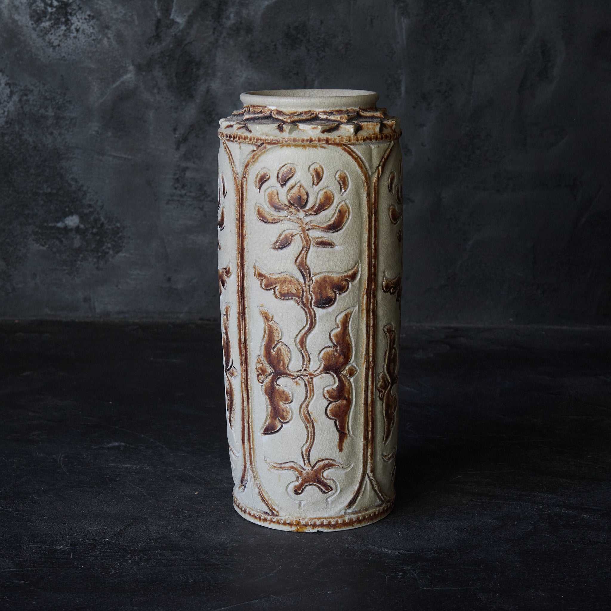 C【タイ・骨董】宋胡録（スンコロク）鉄絵 小壺（1301年~1600年） A065