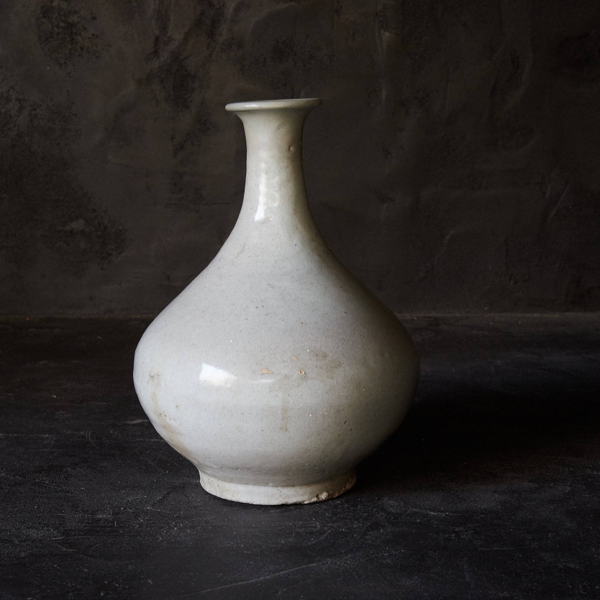 李朝白磁角瓶 李朝分院手染付角徳利 – Bunwon Ware Bottle | 陶磁