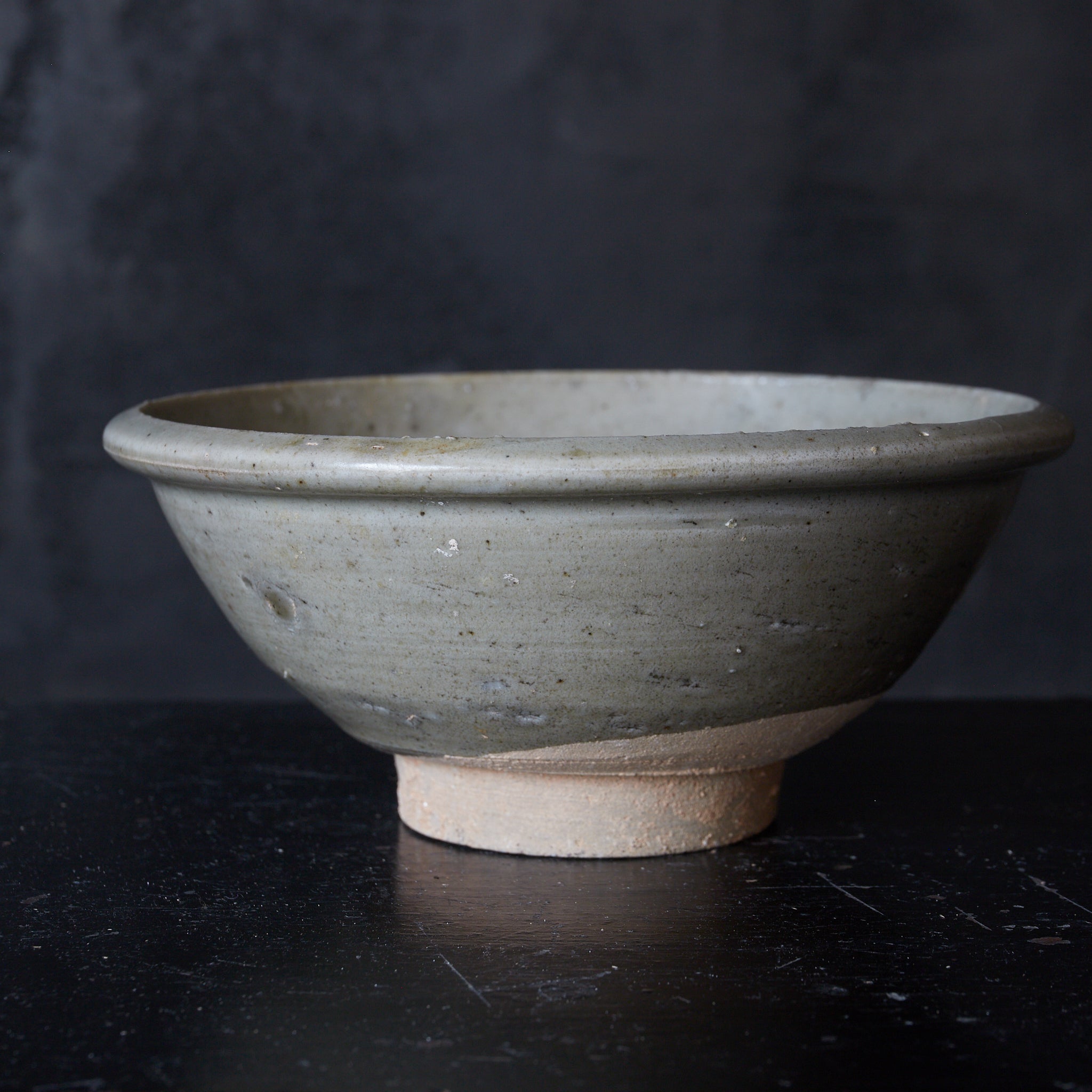 宋代–元代 龍泉窯 青磁茶碗（960–1368CE） | 入蘆花（ロカニイル）