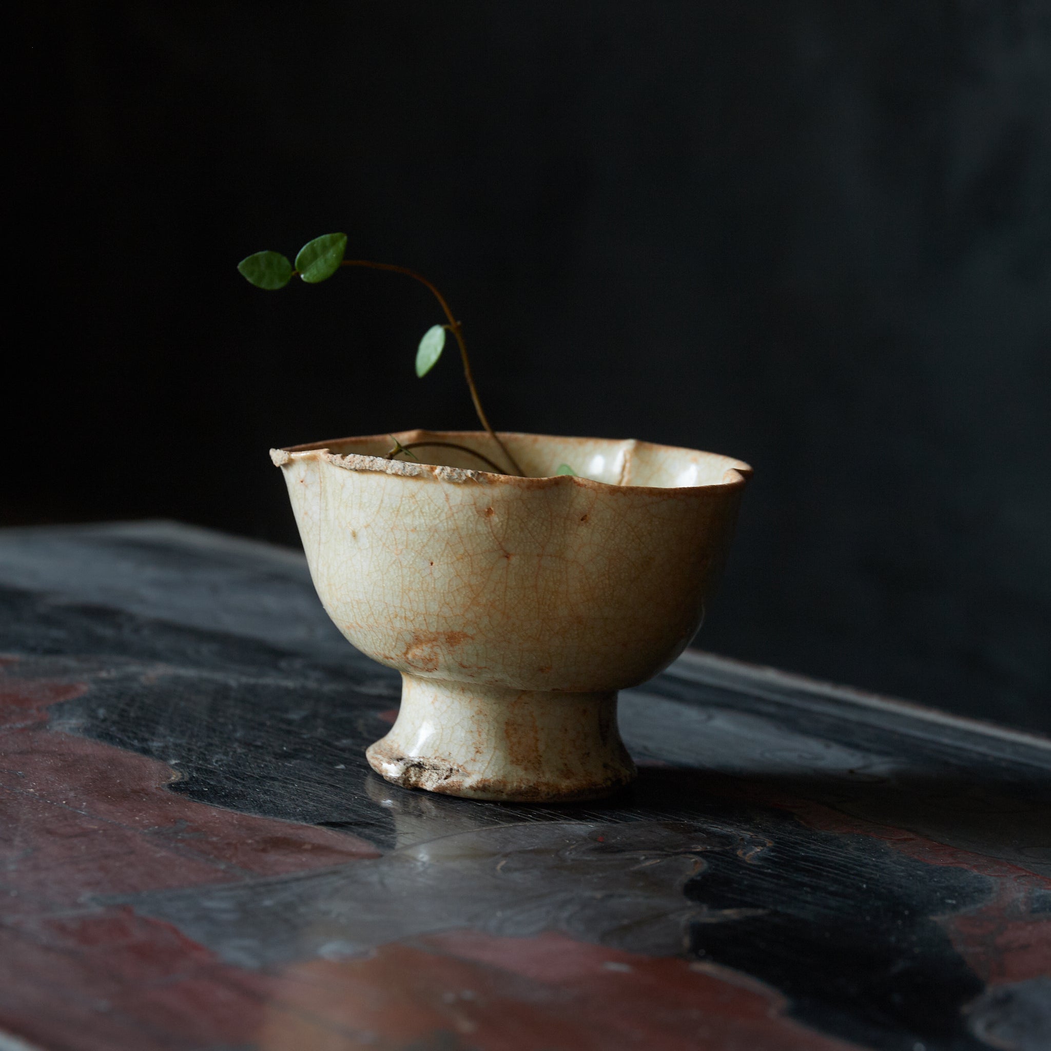 北宋の 湖田窯 影青釉 寿桃扁腹瓶 骨董磁器 古い物件q7