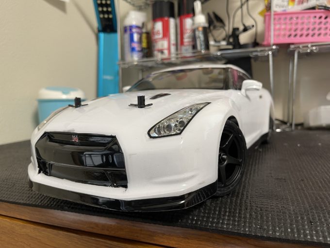 気づけば…タミヤのGT-Rのボディのストックが増えている… | RC/DC