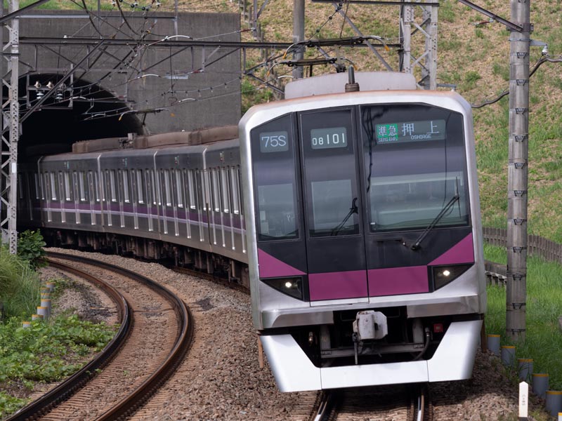 営団・東京メトロ08系