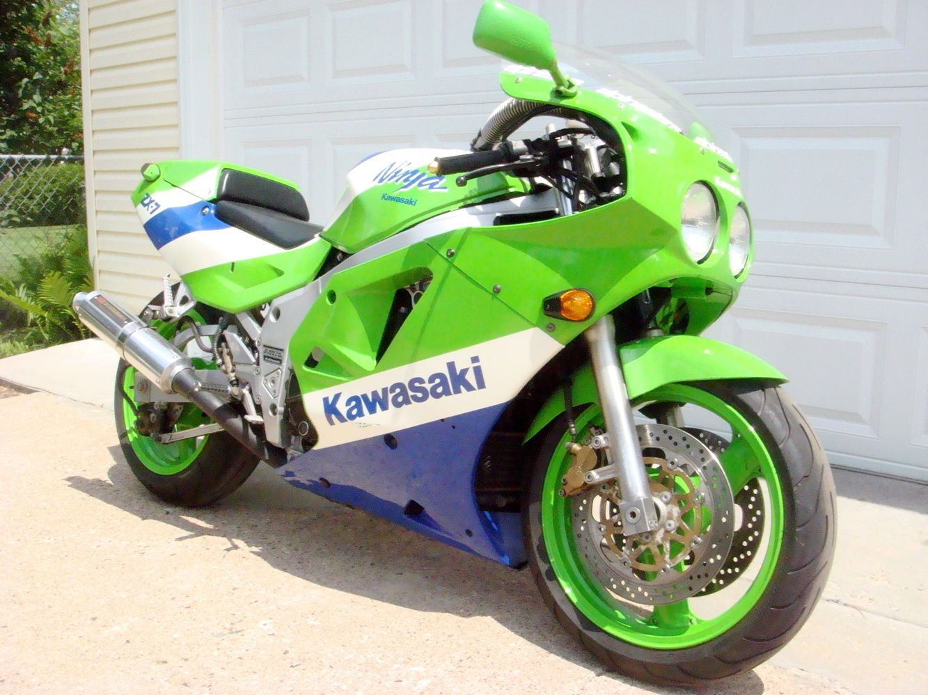 ハロー Clean and Green: 1989 Kawasaki ZX-7 H1 for Sale - Rare