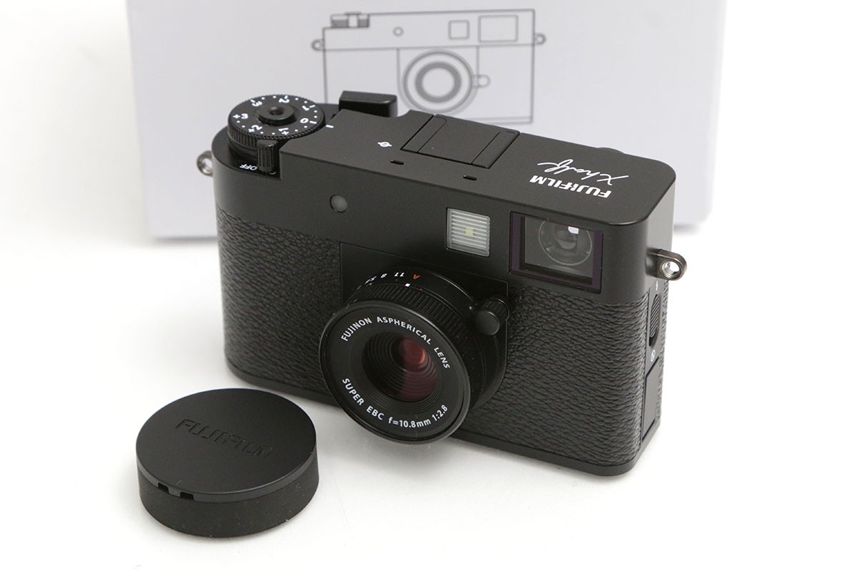 価格.com - 富士フイルム FinePix F800EXR 価格比較 F800EXR FinePix