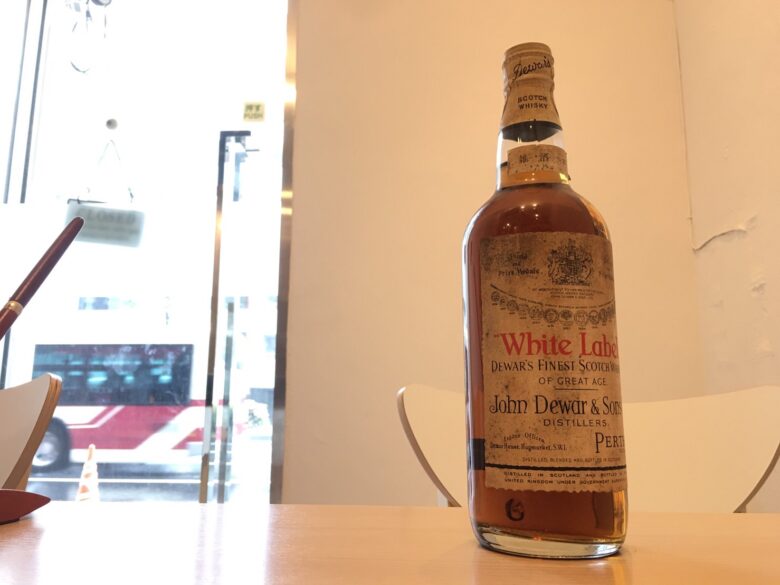 オールドボトル デュワーズ ホワイトラベル TINキャップ