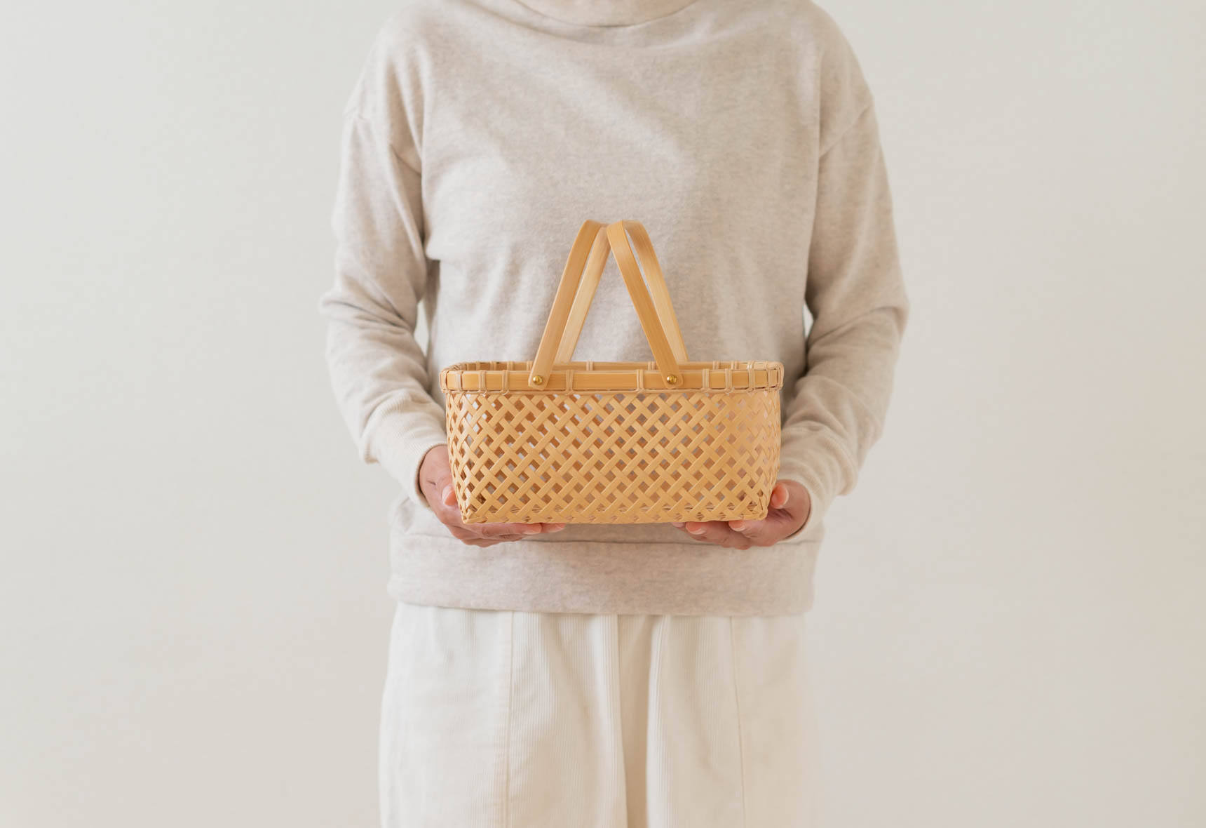 四つ目小物入れ（中） | オンラインショップ | 生活購買店reed