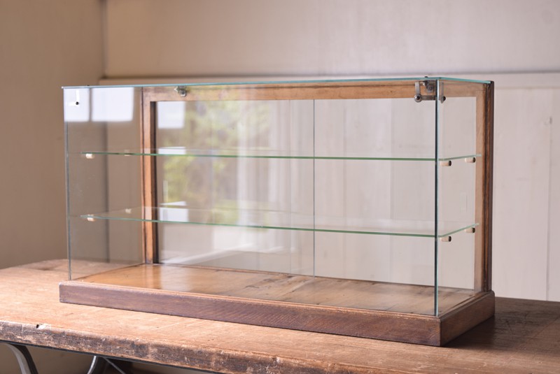 アンティーク 細い木枠のガラスショーケース | REFACTORY antiques