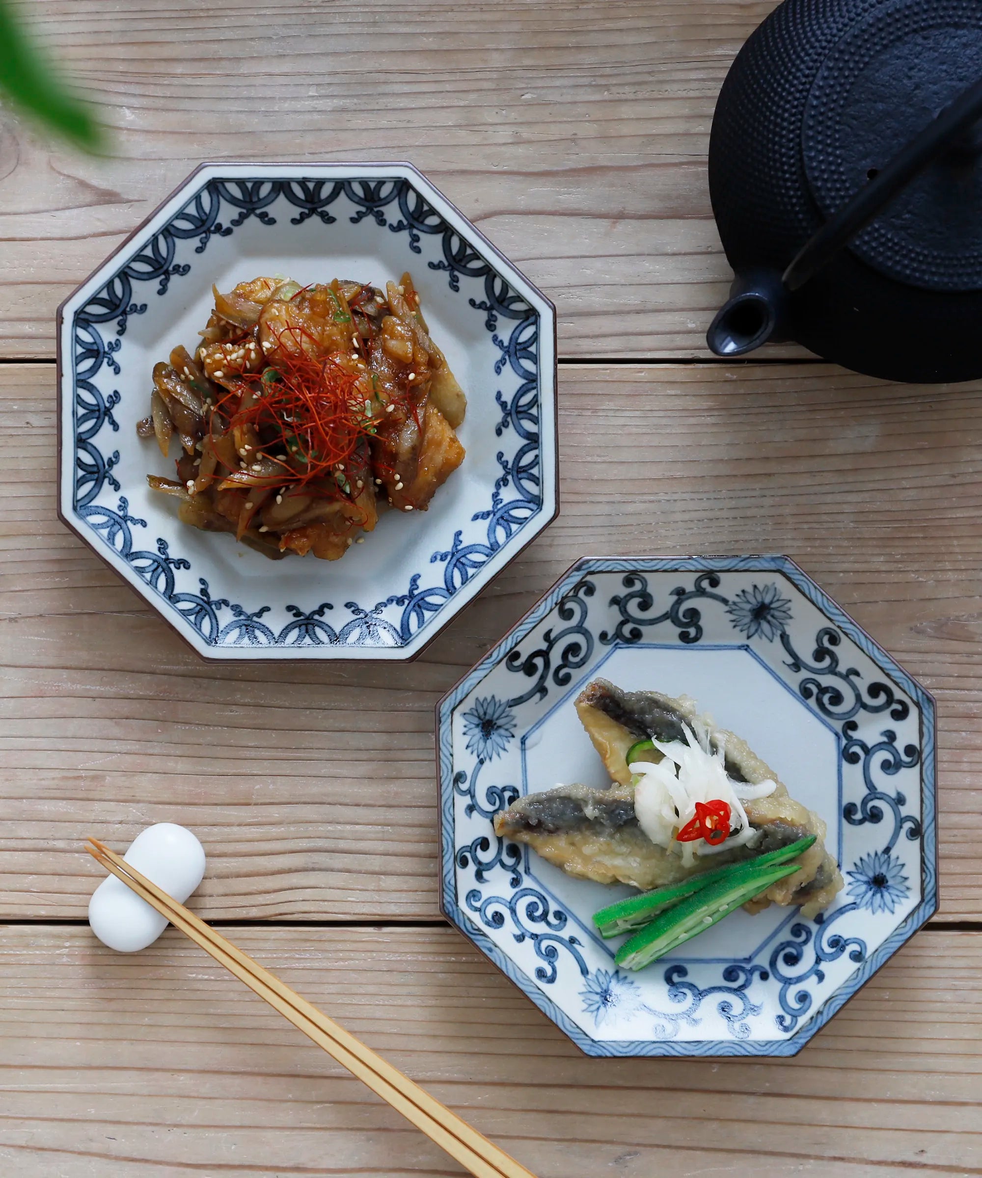 古染連七宝 - 八角銘々皿 | 有田焼(ありたやき)の専門通販 Realita