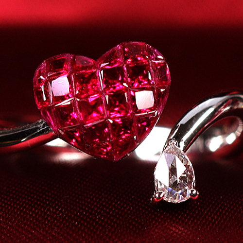 ドイツ・アイフェル産アウイナイト0.42ct【品質保証書/宝石鑑別書付