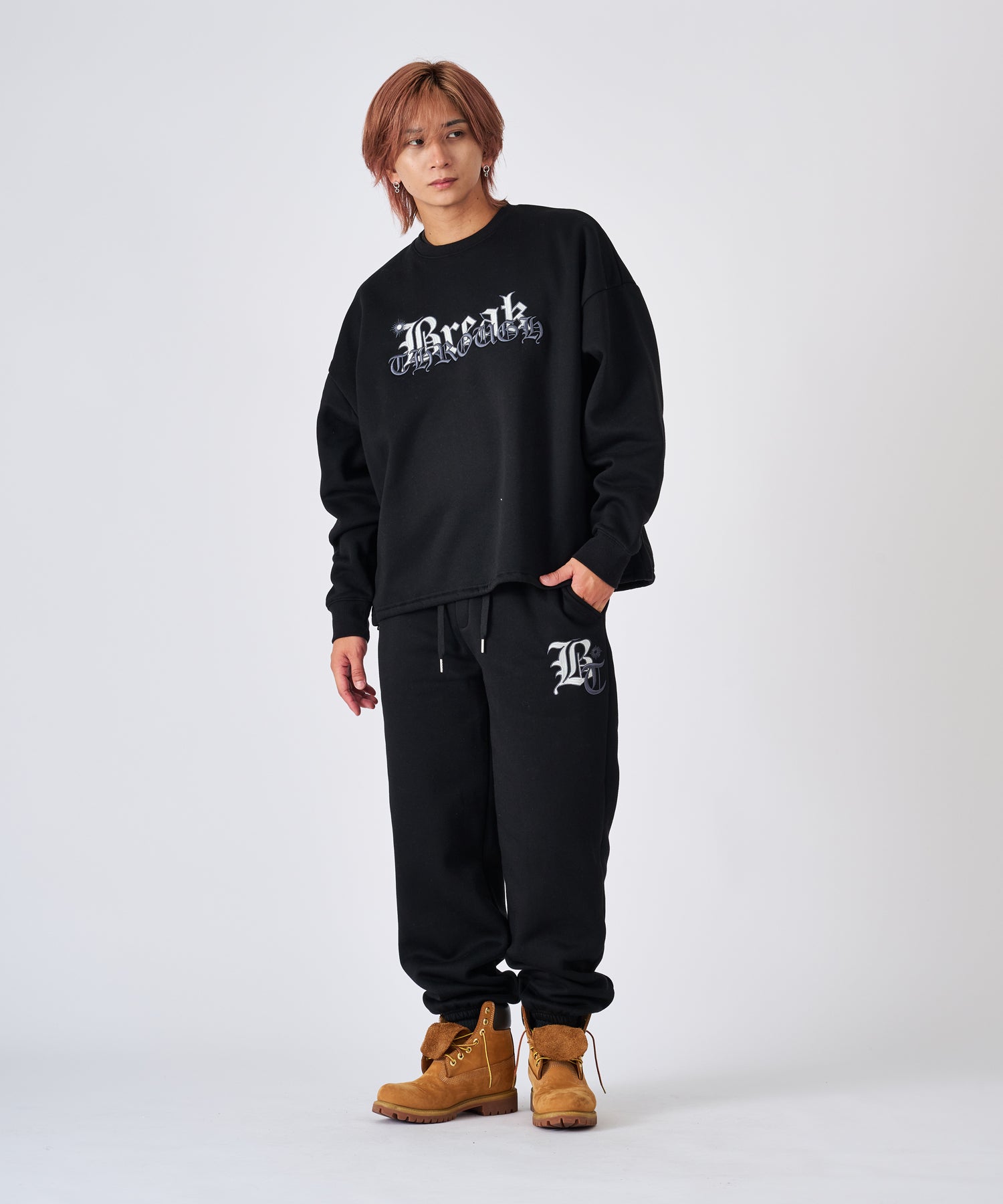 ロゴ刺繍スウェットセットアップ – REGIEVO