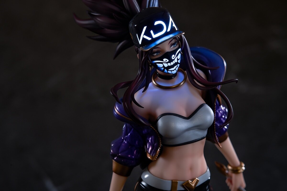League of Legends K/DA Akali 1/7 Scale Figure: Apex - Tokyo Otaku