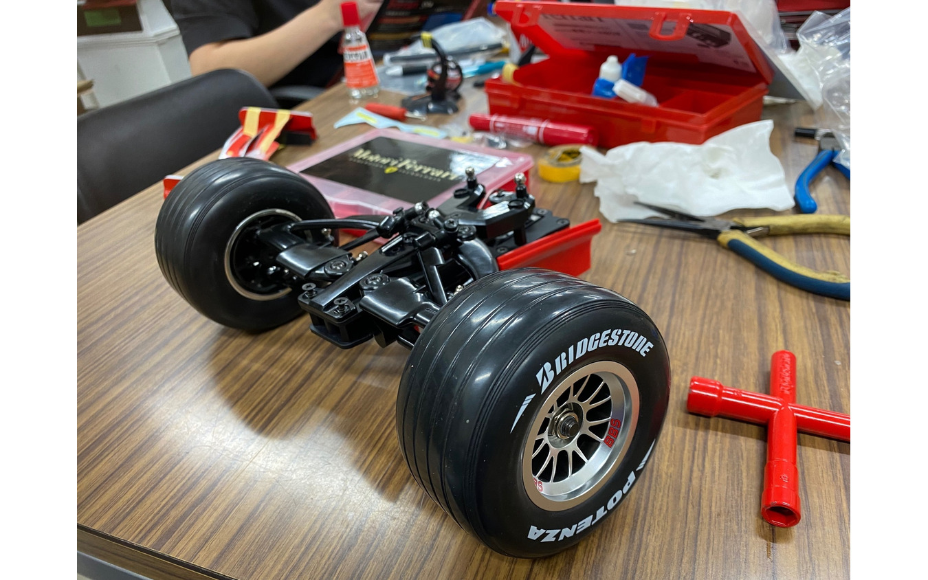 週刊フェラーリF2007ラジコンカー デアゴスティーニー オプションあり