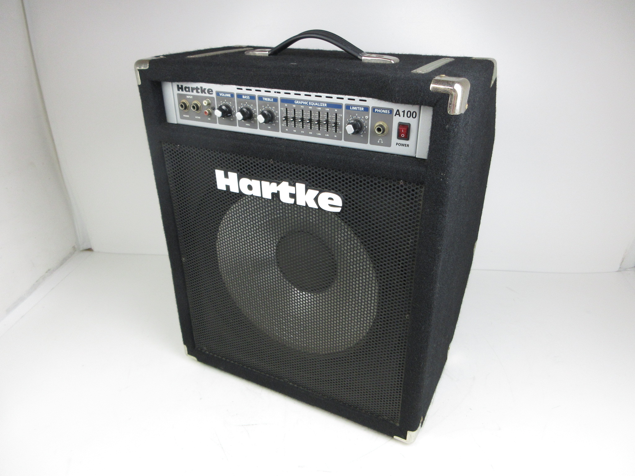 Hartke A100 ベースアンプ