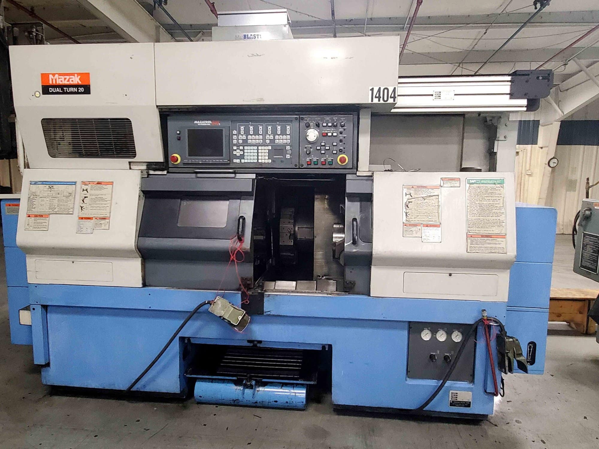 Mazak Dual Turn 20 CNC Lathe, 2001 - 640 Control, Gantry