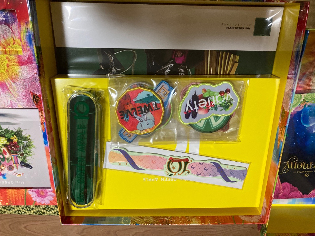 Mrs. GREEN APPLE 10(10 & 