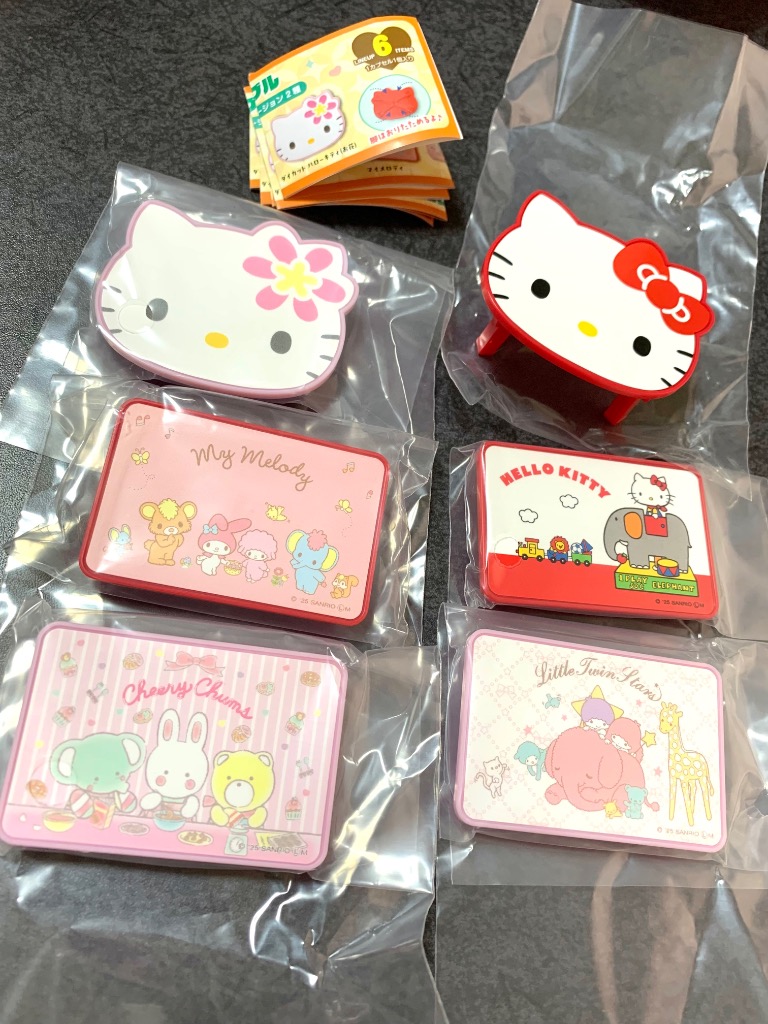 サンリオテーブルy サンリオキャラクターズ minimini 折りたたみ