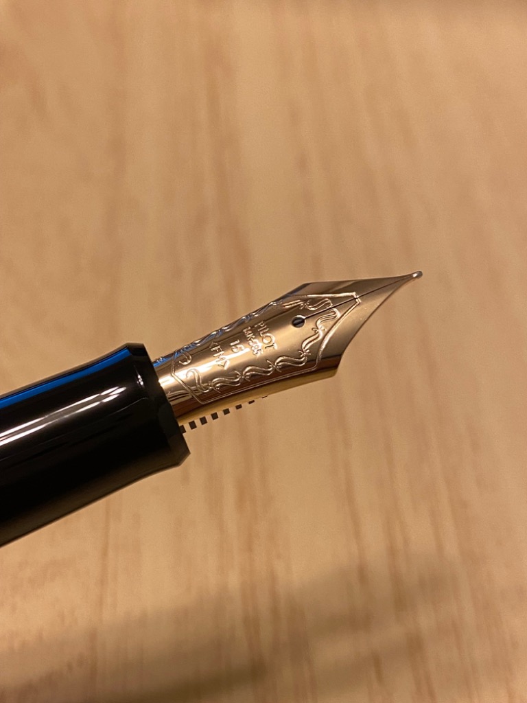 美品 試し書きのみ PILOT カスタム743 FM パイロット万年筆 ブラック