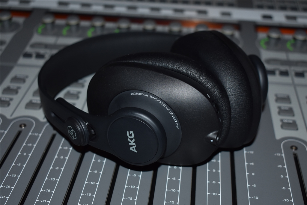 価格.com - 『Bluetooth機能搭載のAKGモニターヘッドホン K361-BT-Y3