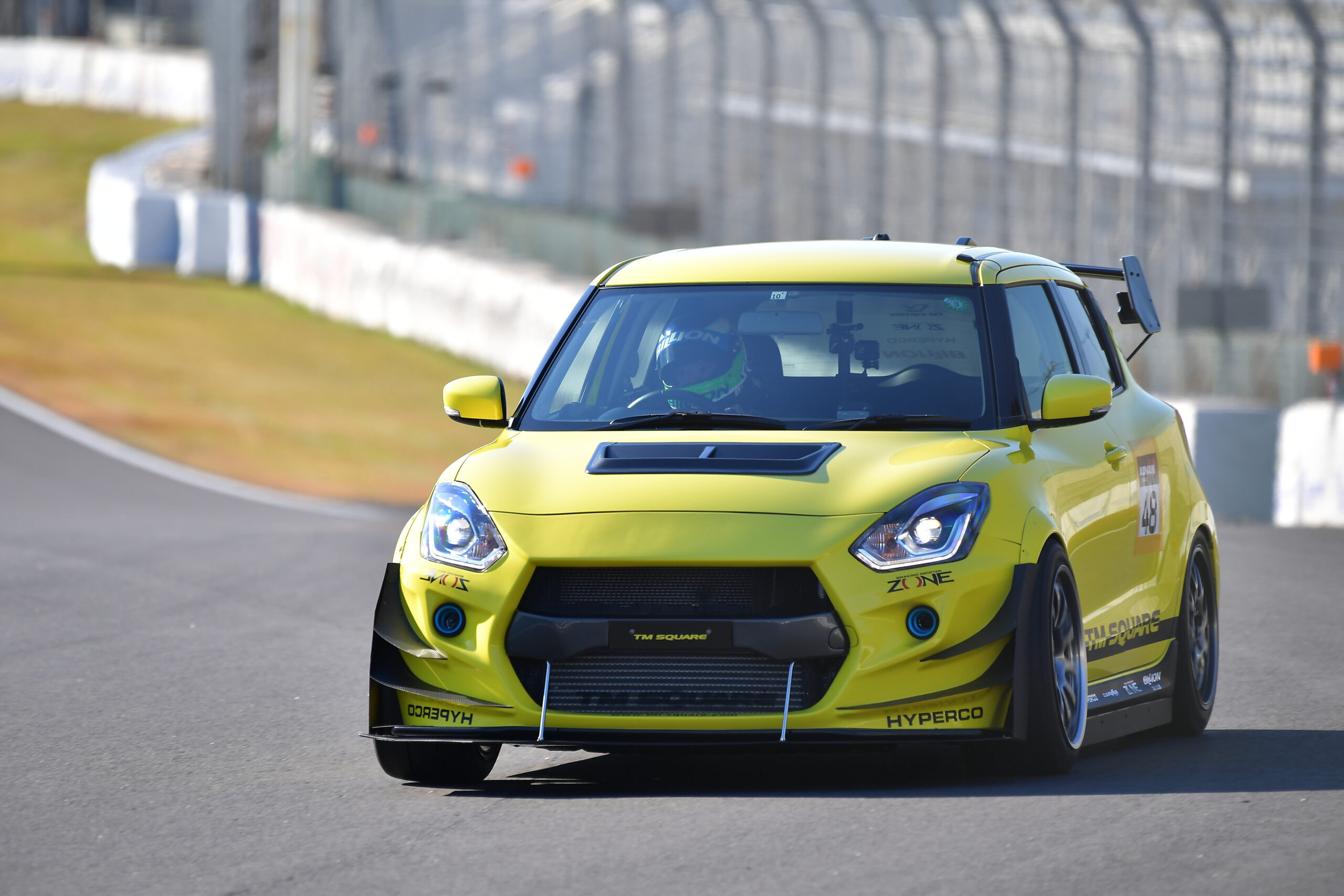 TM-SQUARE ZC33Sスイフトスポーツ 「試作タービンと18インチへ 直前に