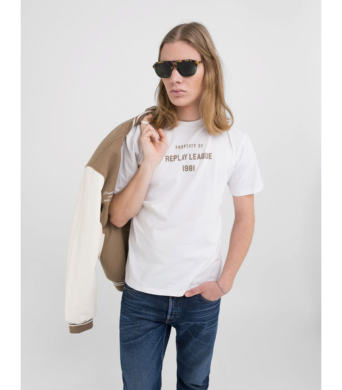 zz-M6925 000 23608P_001-1.jpg?