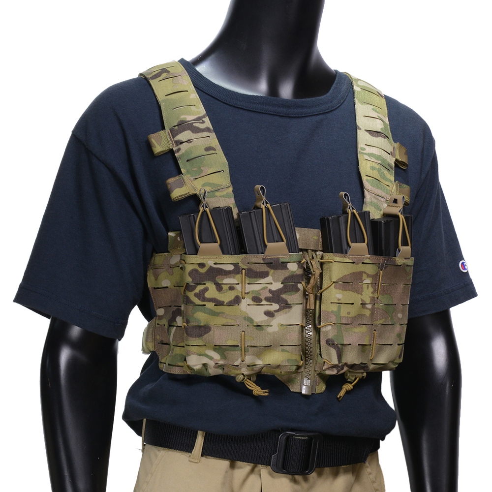 DIRECT ACTION TEMPEST チェストリグ M4マガジン8本収納 CR-TMPT-CD5